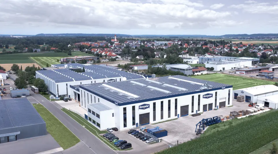 Luftaufnahme des Firmensitzes von DEMMELER Maschinenbau in Heimertingen